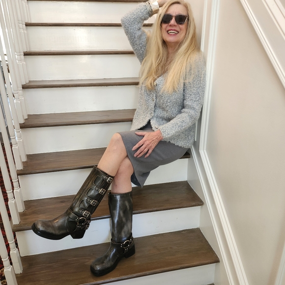 Hand Made Italy New W/O Tag & Pro Clean Chic Baby Blue Mohair Sweater, M, $54 - Picture 7 of 11